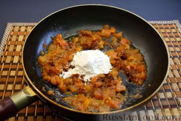 Гороховый суп с курицей и овощами