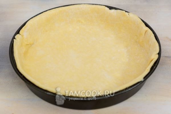 Киш с рыбой и брокколи