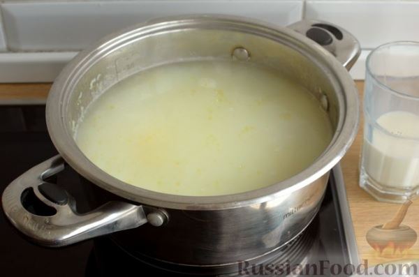 Куриный суп с молоком и макаронами