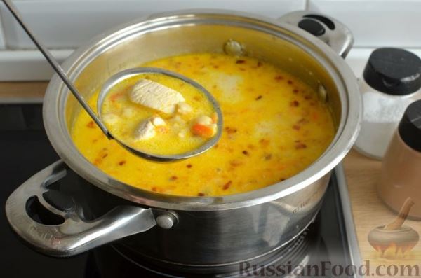 Куриный суп с молоком и макаронами