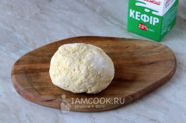 Лепешки с сыром и зеленым луком на сковороде